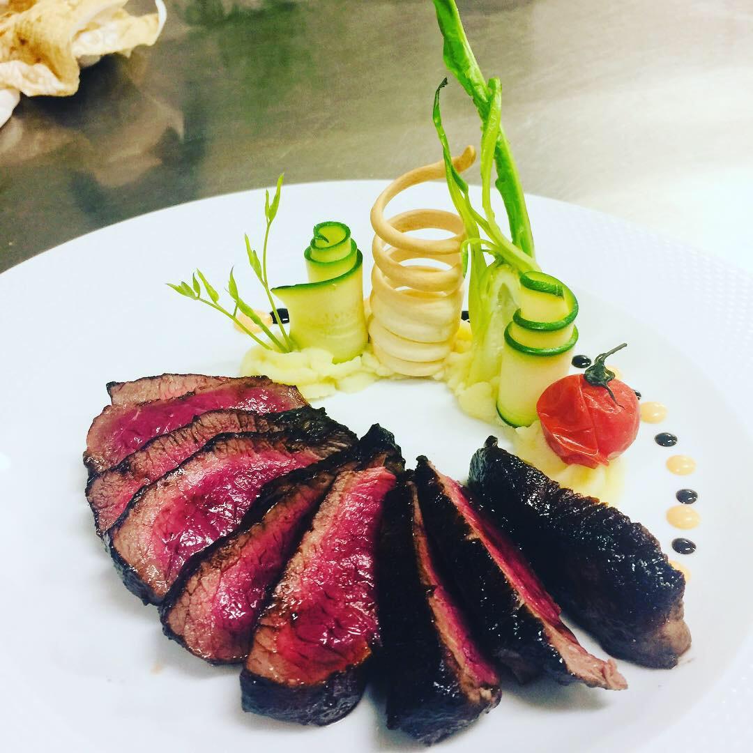 Tagliata di manzo all'aceto balsamico