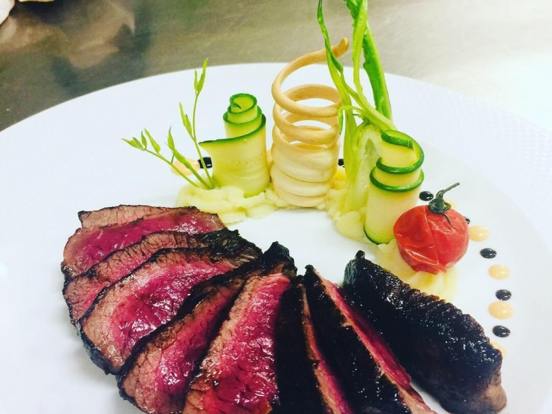 Tagliata di manzo all'aceto balsamico