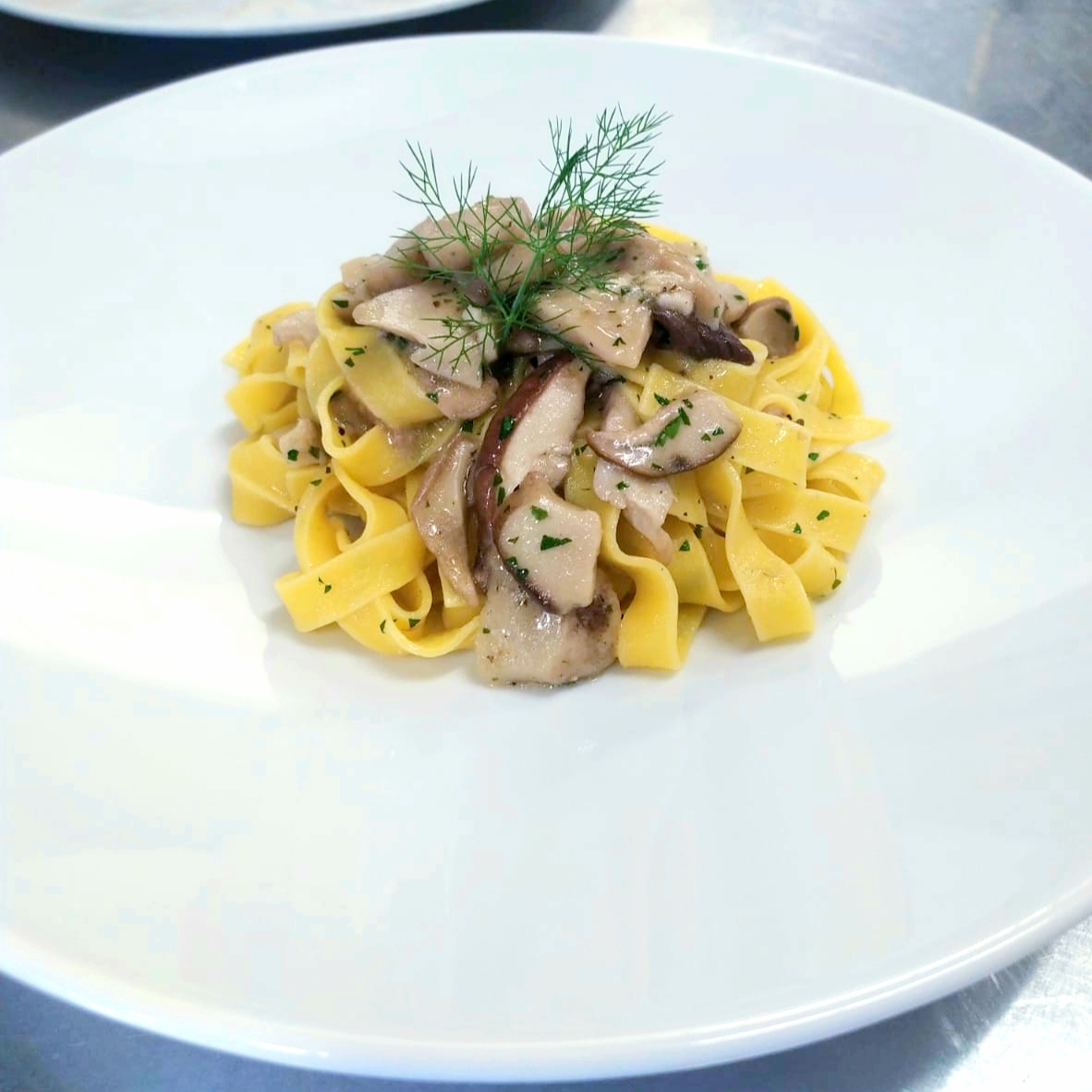 Tagliatelle con funghi porcini